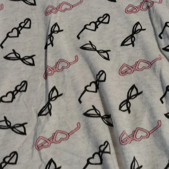 Girls top - Picture 2 of 3